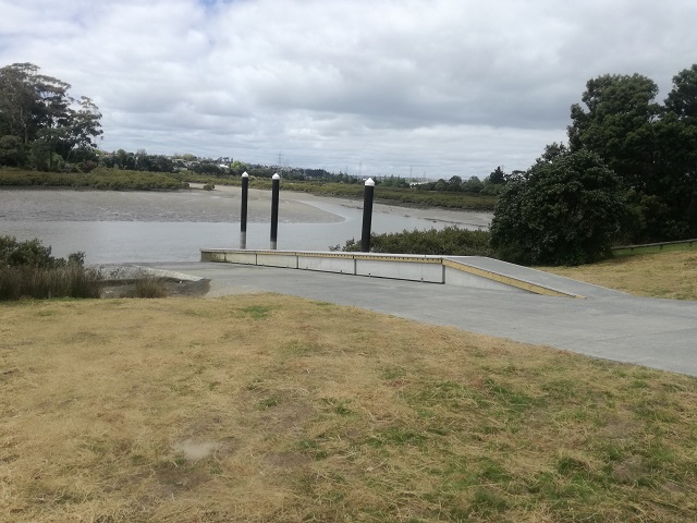 Archibald Park Pontoon